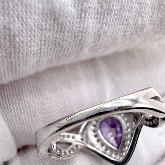 Sale $25 Firm! .925 Sterling Silver Simulated Amethyst Cz Ring - Picture 16 of 17